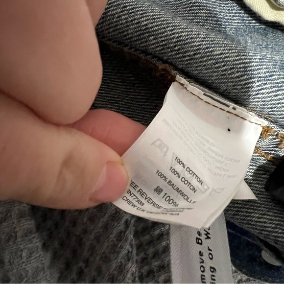 Madewell The Oversized Jean Jacket in Capstone Wash - Picture 10 of 11